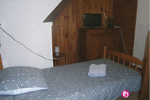 Location de meublé : LIMOGES : Chambre meublée avec coin cuisine Bellac