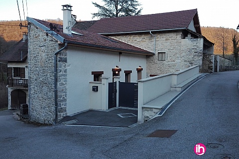Location pour salarié en déplacement de meublé : Jolie Maison de Village
