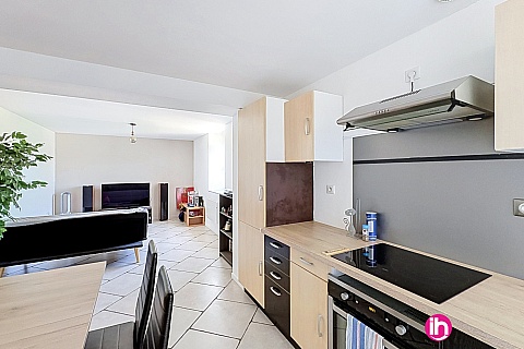 Location de meublé : Appartement 3 chambres - Bettant