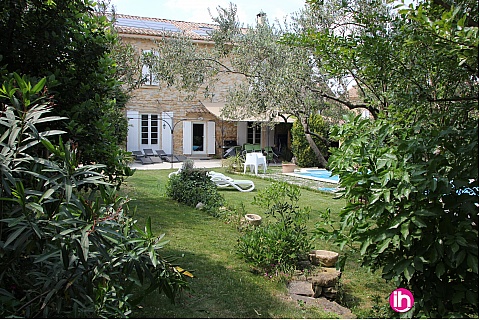 Location de meublé : MARCOULE ORANGE AVIGNON Belle demeure Meublée 9 personnes /1300 euros Mi Saison /2500 euros/semaine Codolet